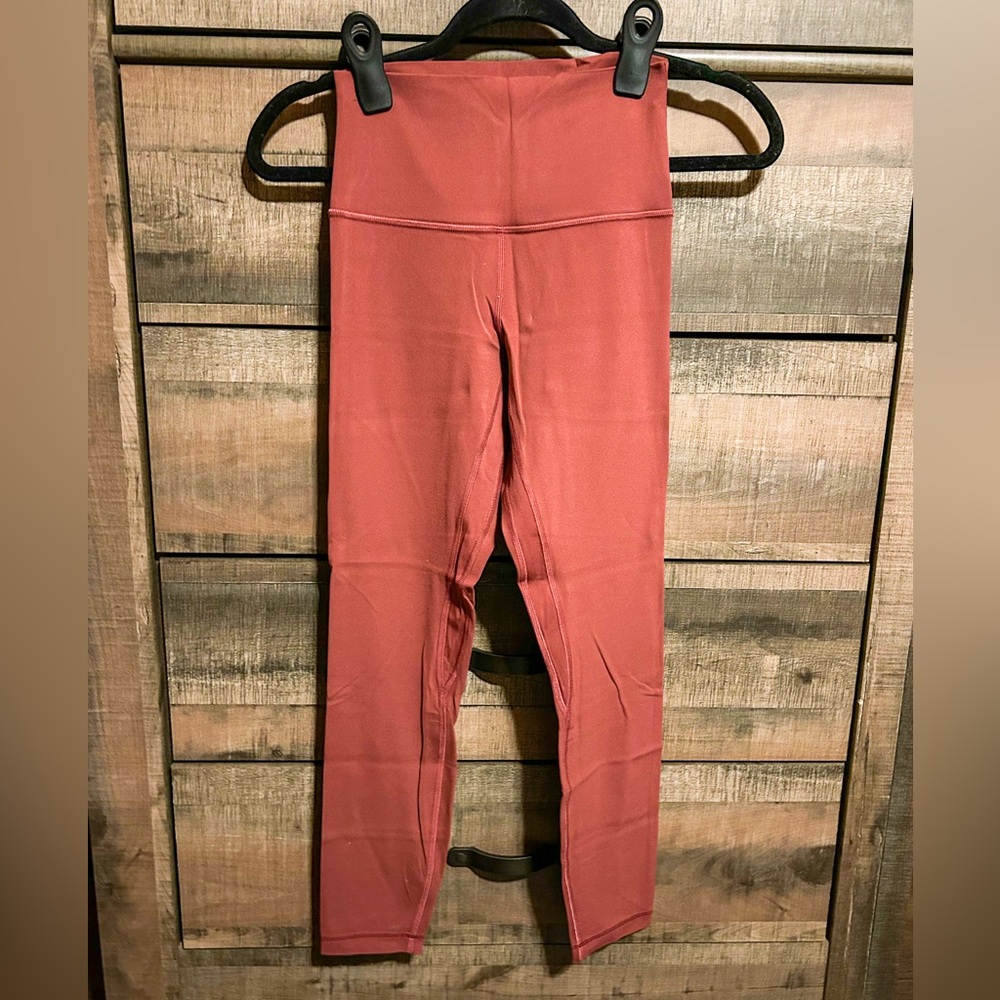 Lululemon Align HR size 4, 25”